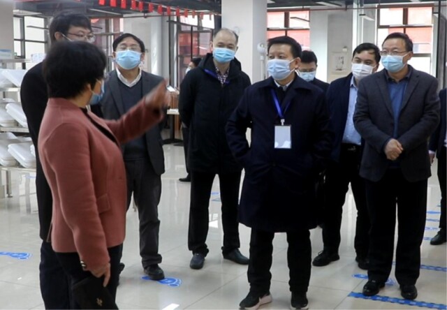 校地联动同发力 共筑买球赛的十大平台抗疫铜墙铁壁 校地联动同发力 共筑买球赛的十大平台抗疫铜墙铁壁