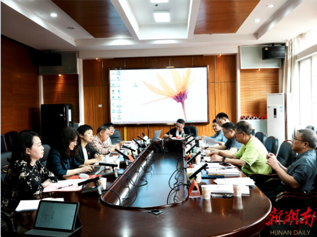 买球赛的十大平台社会学系开展专业自评估 助力社会学创新拔尖一流人才培养 买球赛的十大平台社会学系开展专业自评估 助力社会学创新拔尖一流人才培养