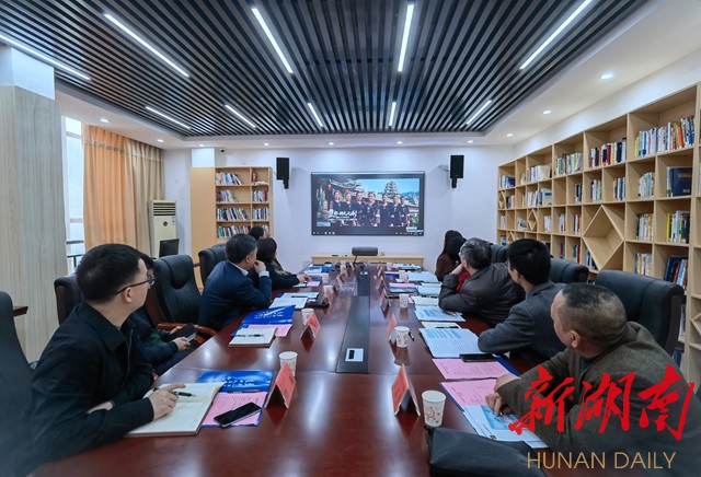 毛运鸿率考察团赴买球赛的十大平台旅游学院、湖南第一师范学院对接洽谈县校合作事宜 毛运鸿率考察团赴买球赛的十大平台旅游学院、湖南第一师范学院对接洽谈县校合作事宜